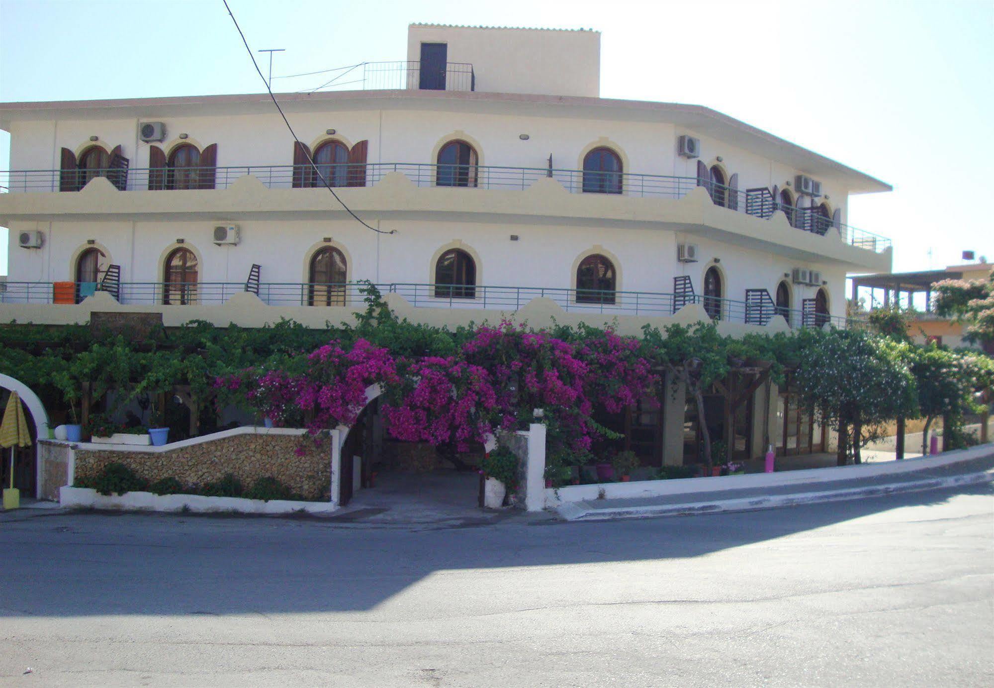Λεύκα Ξενοδοχείο Κολυμβάρι Εξωτερικό φωτογραφία